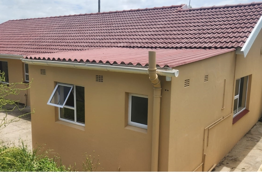 4 Bedroom Property for Sale in Beacon Bay Eastern Cape